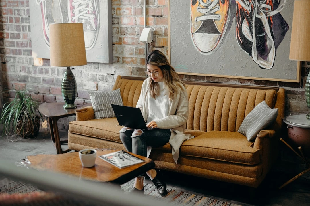 Freelancer phân tích các loại công việc prompt engineering upwork và mức lương