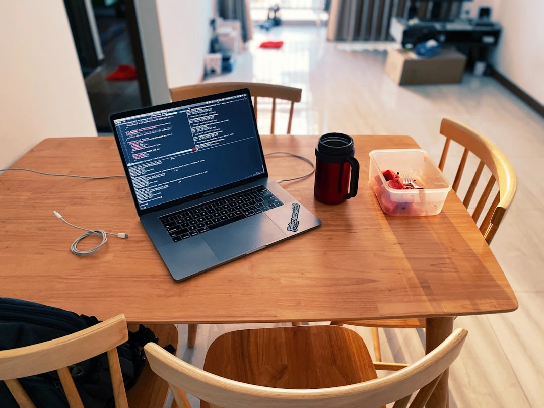 Reactive AI Agent JS quy tắc quyết định và phản hồi môi trường thực tế